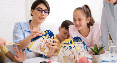 day-con-thong-minh-robotics-la-gi-ung-dung-cua-cong-nghe-robot-trong-cuoc-song