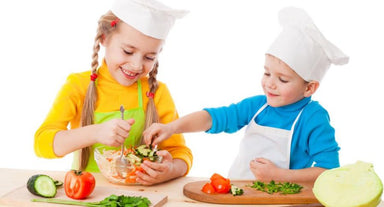 hom-nay-con-choi-gi-5-tip-meo-thu-vi-giup-be-nau-an-hao-hung-hon