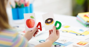 BST đồ chơi học chữ giúp việc học chữ cái dễ dàng hơn
