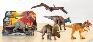 choi-cung-con-tre-nho-cang-me-khung-long-iq-cang-cao