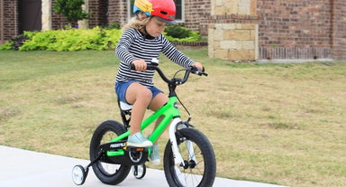 nuoi-con-khoe-xe-dap-tre-em-tot-cho-be-3-tuoi-bi-quyet-chon-dung-be-tap-vui-me-yen-tam