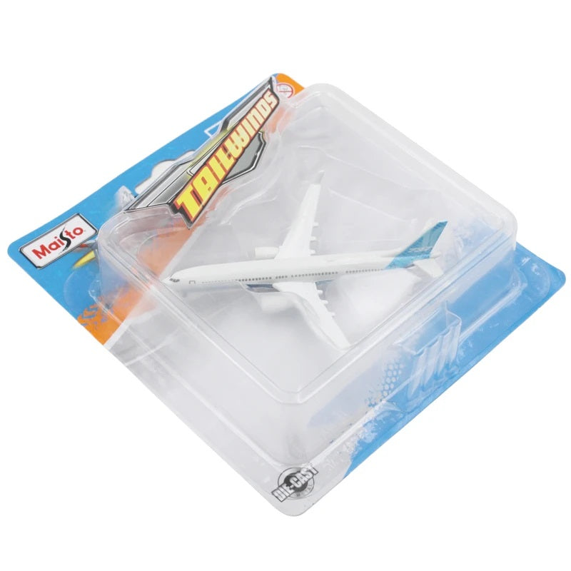 Model Boeing 737-12 MAISTO MT15088