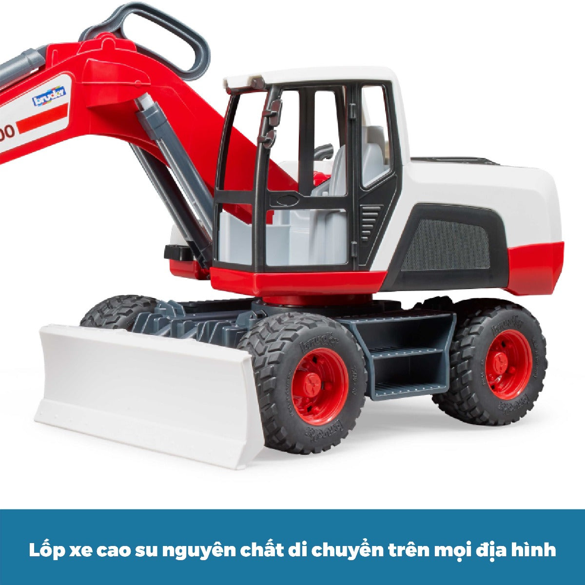 Model toy in miniature scale 1:16 red excavator BRUDER BRU03411