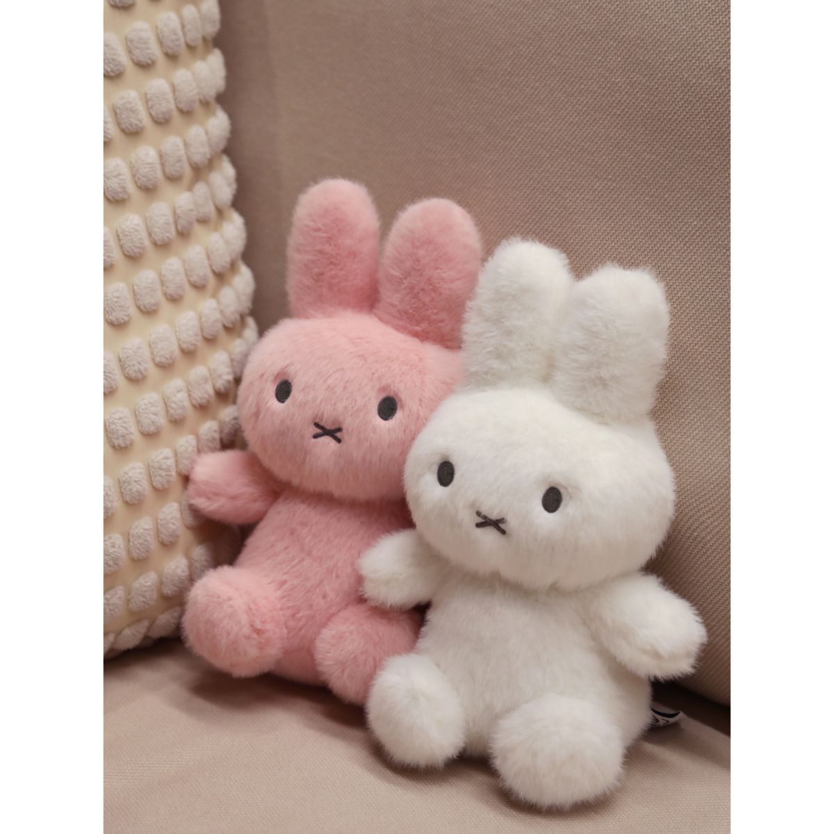 Đồ Chơi Thú Bông Thỏ Trắng MIFFY MIF37306
