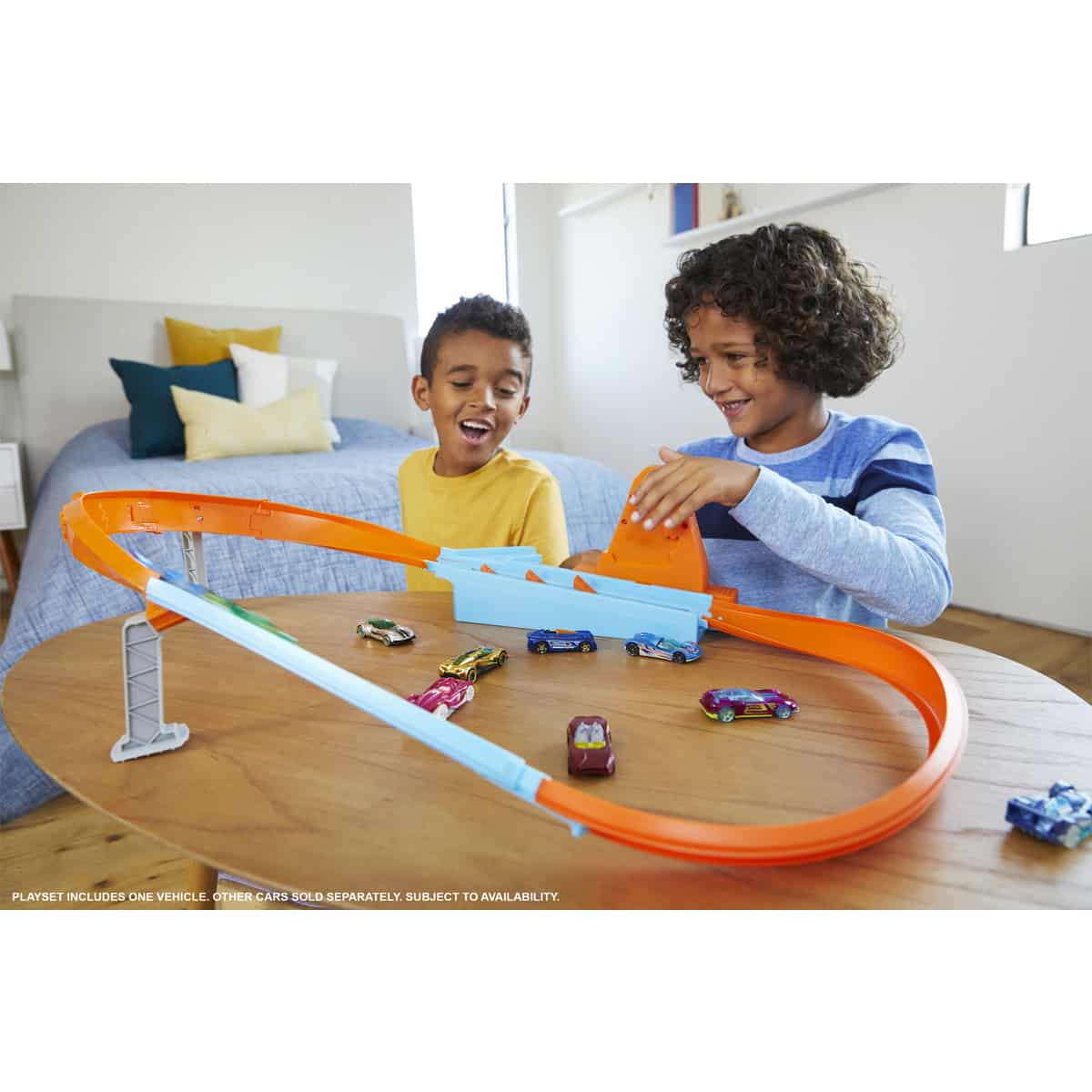 Đồ Chơi Mô Hình Đường Đua Tốc Chiến Vũ Bão HOT WHEELS GBF81