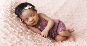 nuoi-con-khoe-bai-nhac-cho-tre-so-sinh-ngu-ngon