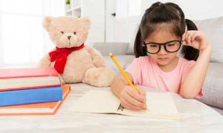Sắp xếp thứ tự của việc học và chơi để nâng cao thành tích học tập