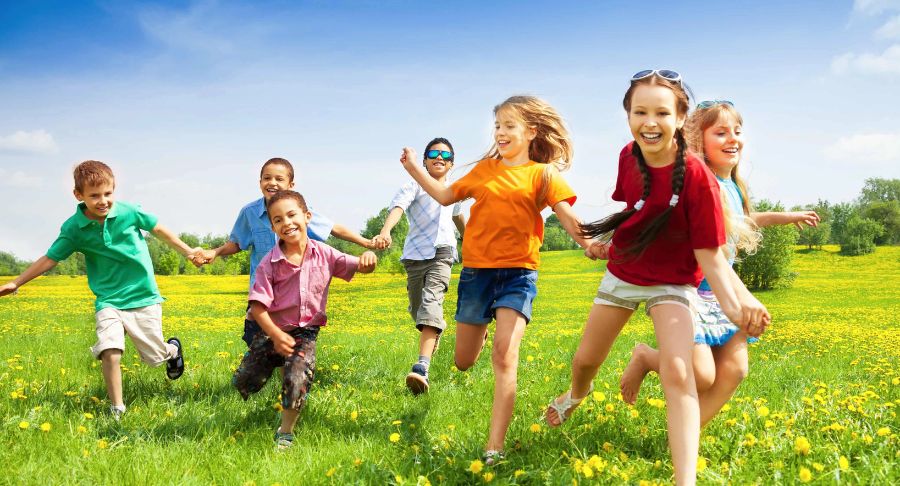 be-7-tuoi-thich-gi-vao-mua-he