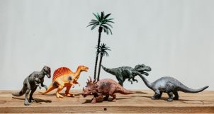 Khám phá vũ trụ khủng long Jurassic World