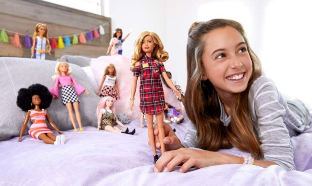Top 7 món đồ chơi cho bé gái được yêu thích nhất hiện nay