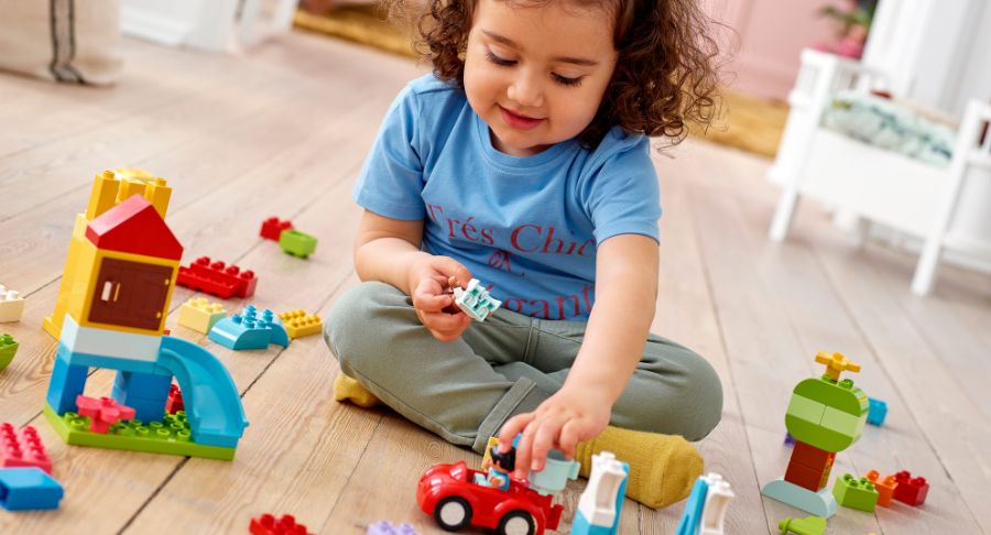 Top 9 đồ chơi giáo dục tốt nhất cho trẻ 2 tuổi ba mẹ nên chọn