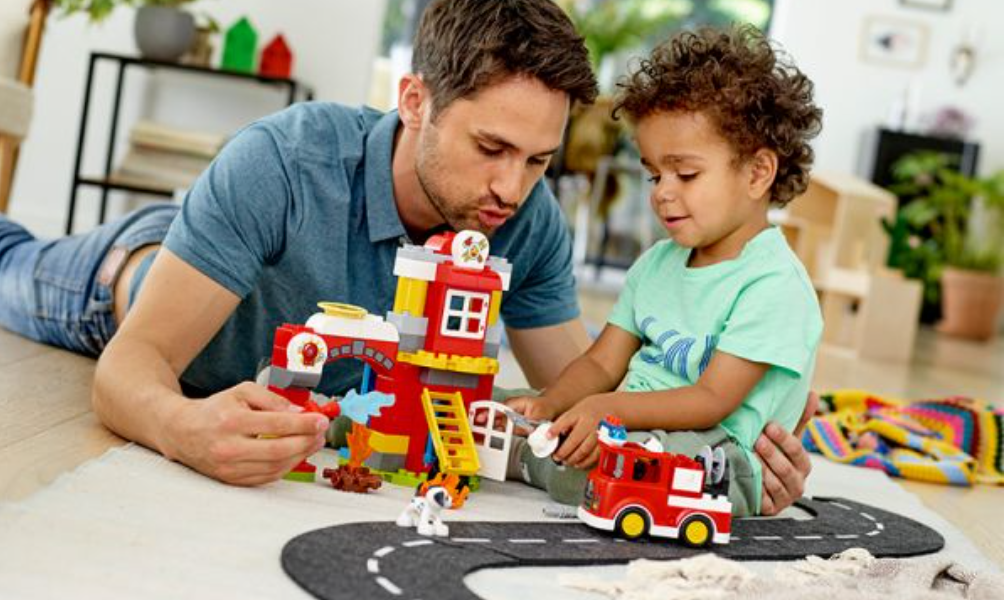 Tìm hiểu những lý do ba mẹ nên mua đồ chơi LEGO cho bé