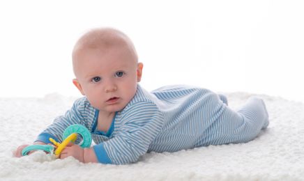 Cách chọn gặm nướu để phát triển răng và nướu một cách tốt nhất