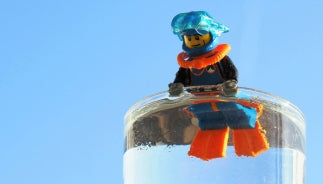 Cùng LEGO CITY kiến tạo bãi biển cho mùa hè thêm mát mẻ