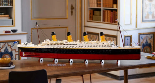 vong-quanh-the-gioi-lego-tau-titanic-bao-nhieu-tien