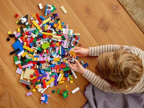 choi-cung-con-kham-pha-bo-do-choi-lego-classic-sang-tao-khien-ai-cung-thich-me