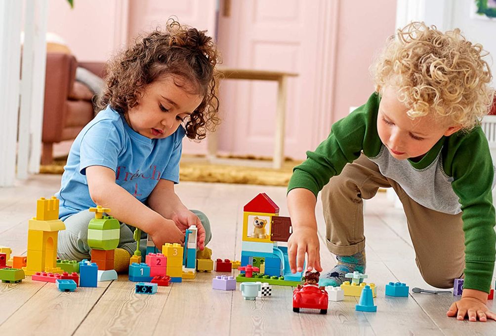 Phát triển trí não cho bé trong những năm đầu đời cùng đồ chơi LEGO Duplo