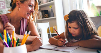 day-con-thong-minh-meo-day-be-tap-viet-ba-me-co-the-ap-dung-tai-nha