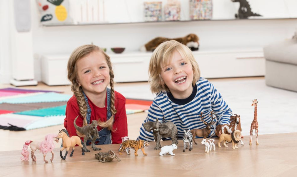 Đồ chơi mô hình Schleich - món đồ chơi mô phỏng độc đáo giúp bé khám phá thế giới