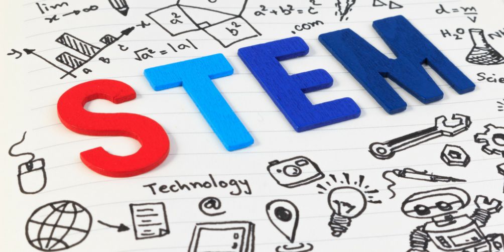 STEM là gì? Ba mẹ nên áp dụng STEM vào phương pháp giáo dục con thế nào?