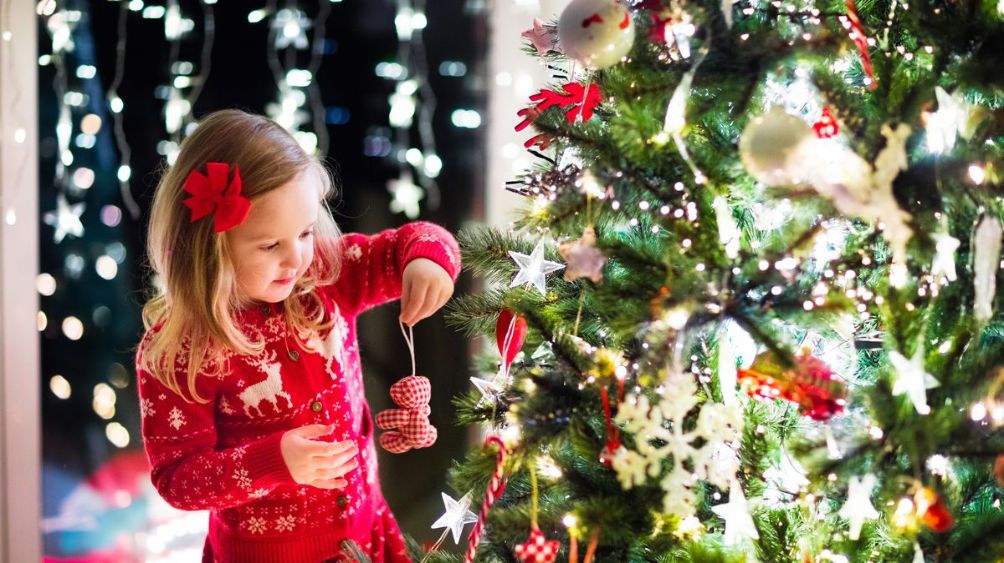 Những ý tưởng sáng tạo giúp tổ chức tiệc Giáng sinh thật vui cho bé
