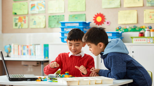 day-con-thong-minh-lego-education-giai-phap-giao-duc-steam-duoc-yeu-thich-tren-toan-the-gioi