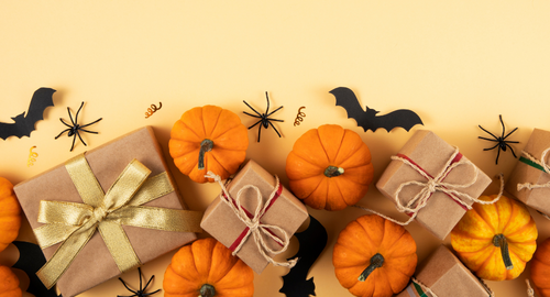 meo-huu-ich-10-mon-qua-halloween-doc-dao-danh-cho-ban-be-nguoi-than
