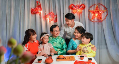 choi-cung-con-kham-pha-y-nghia-long-den-trung-thu-cung-be