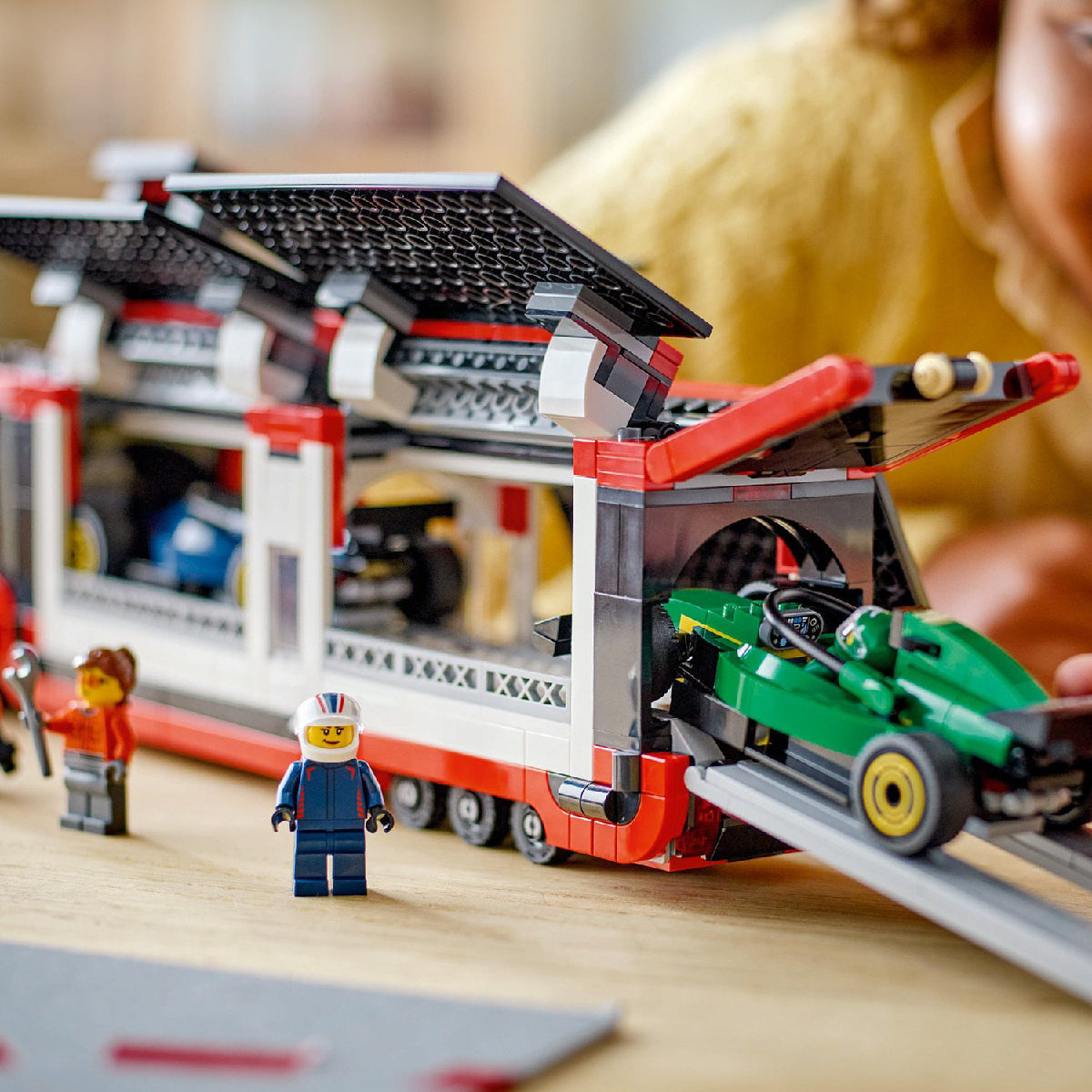 Đồ Chơi Lắp Ráp Xe Vận Chuyển Xe Đua F1 LEGO CITY 60445