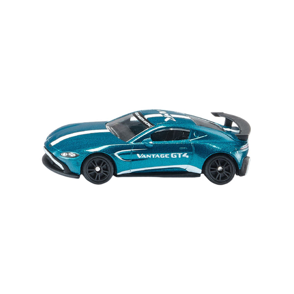 xe-aston-martin-vantage-gt4-1577-01