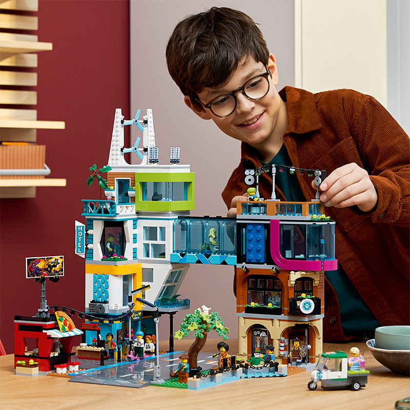 Đồ chơi lắp ráp Trung tâm thành phố LEGO CITY 60380