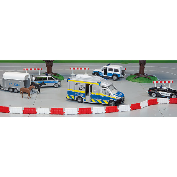 xe-canh-sat-mercedes-benz-sprinter-2301-020