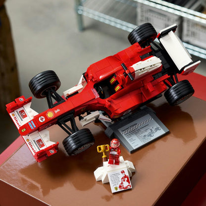 do-choi-xe-dua-ferrari-f2004-va-tay-dua-michael-schumacher-lego-icons-11375-05