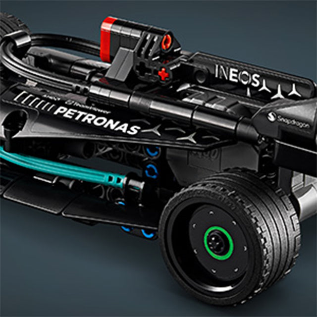 do-choi-lap-rap-xe-dua-mercedes-f1-42165-07
