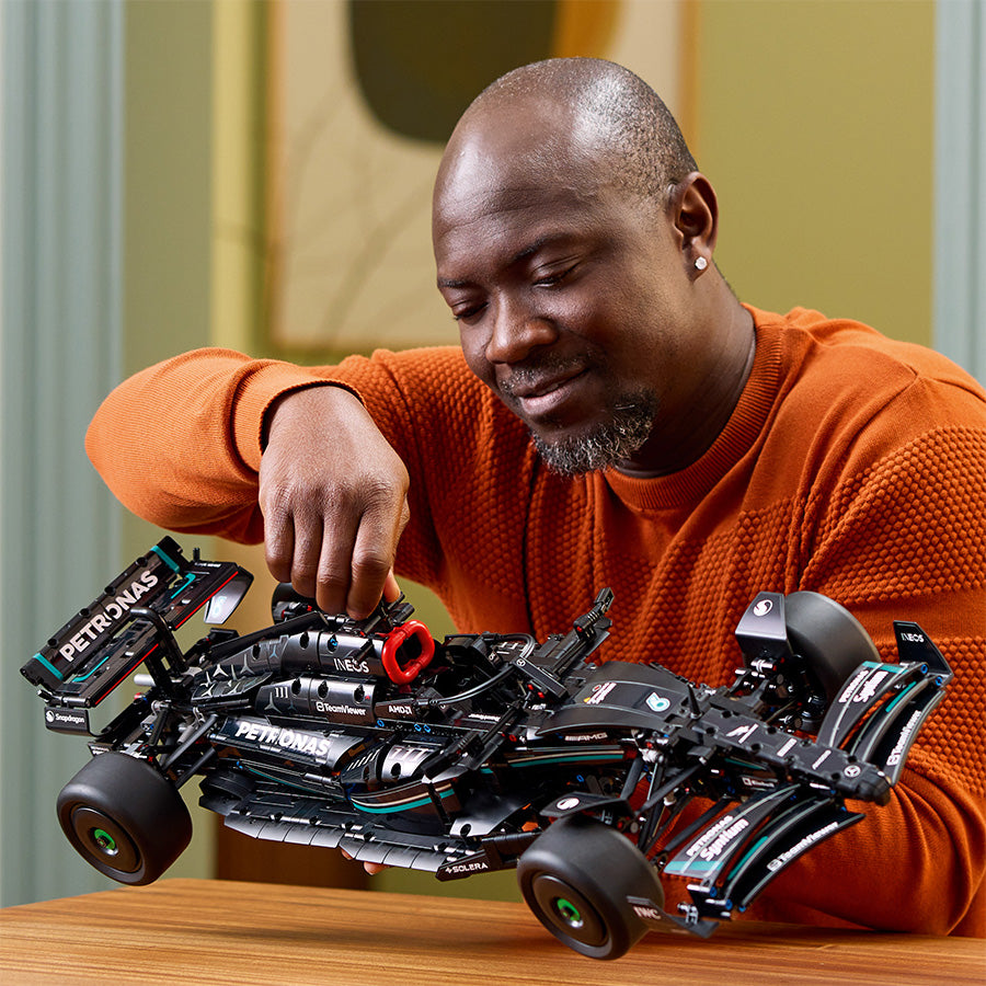 LEGO TECHNIC 42171 Mercedes F1 Supercar assembly toy