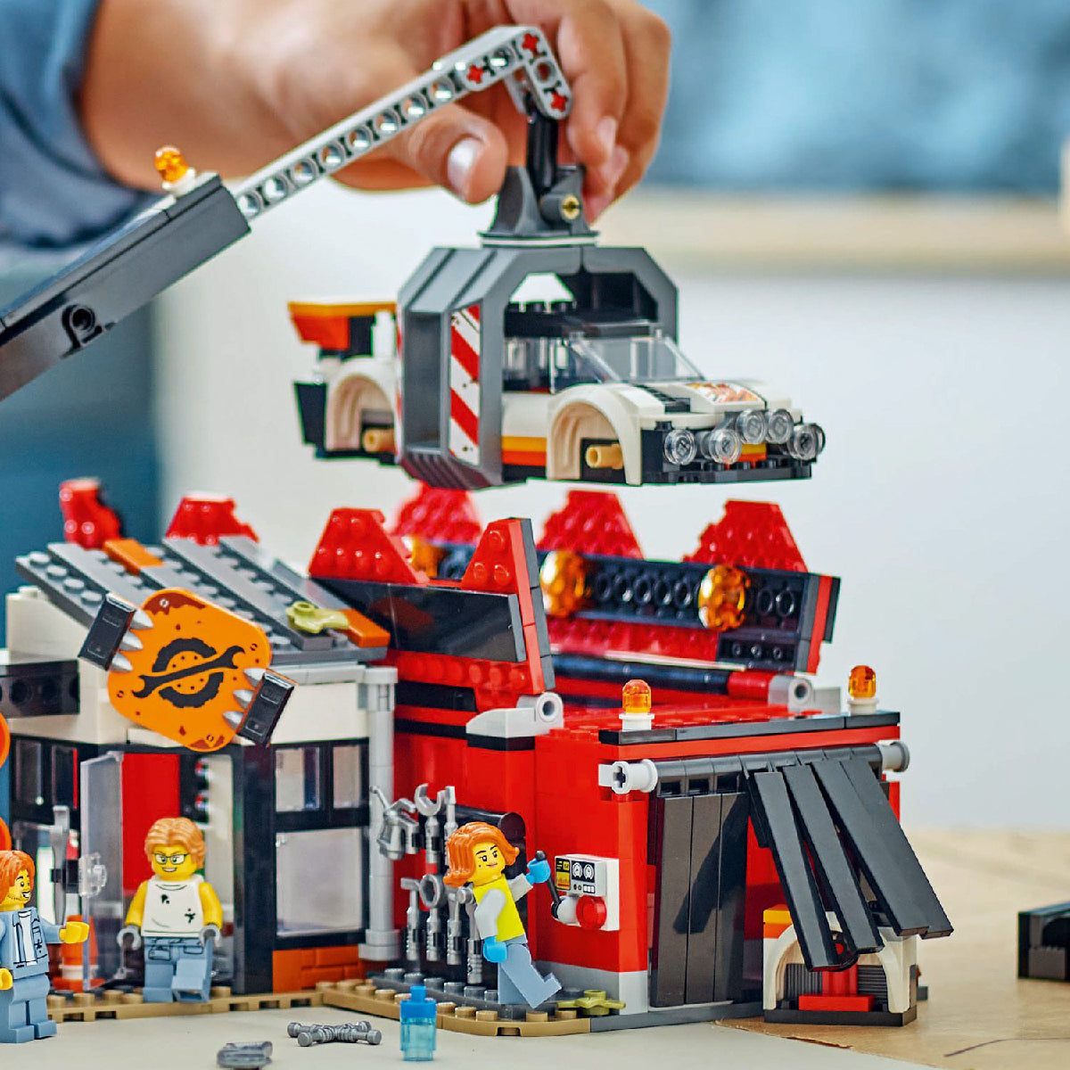 Đồ Chơi Lắp Ráp Bãi Phế Liệu Ô Tô LEGO CITY 60472