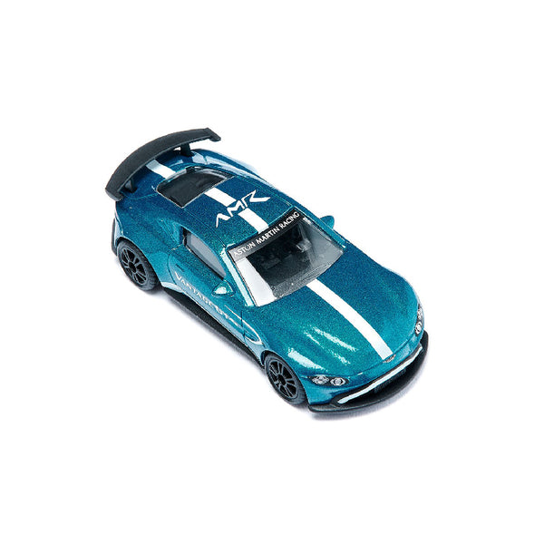 xe-aston-martin-vantage-gt4-1577-03