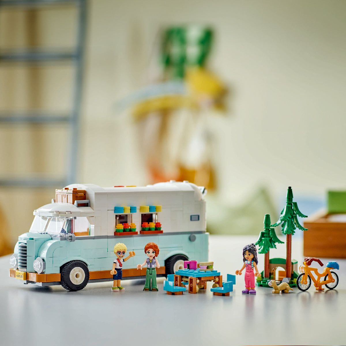 do-choi-lap-rap-chuyen-phieu-luu-tren-xe-cam-trai-tinh-ban-lego-friends-42663-013