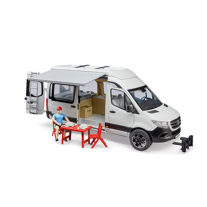 do-choi-mo-hinh-ty-le-1-16-xe-cam-trai-mercedes-voi-tai-xe-bru02672-01