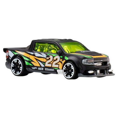 hot-wheels-22-ford-maverick-custom-hot-wheels-jky03-hlh72-04