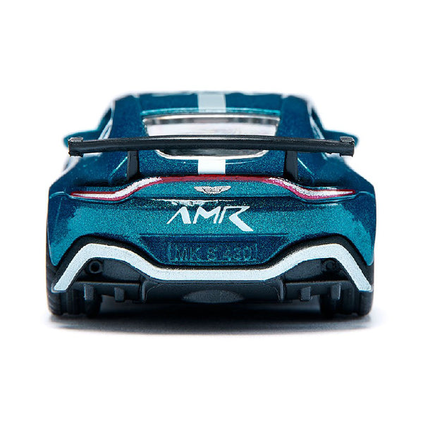 xe-aston-martin-vantage-gt4-1577-06