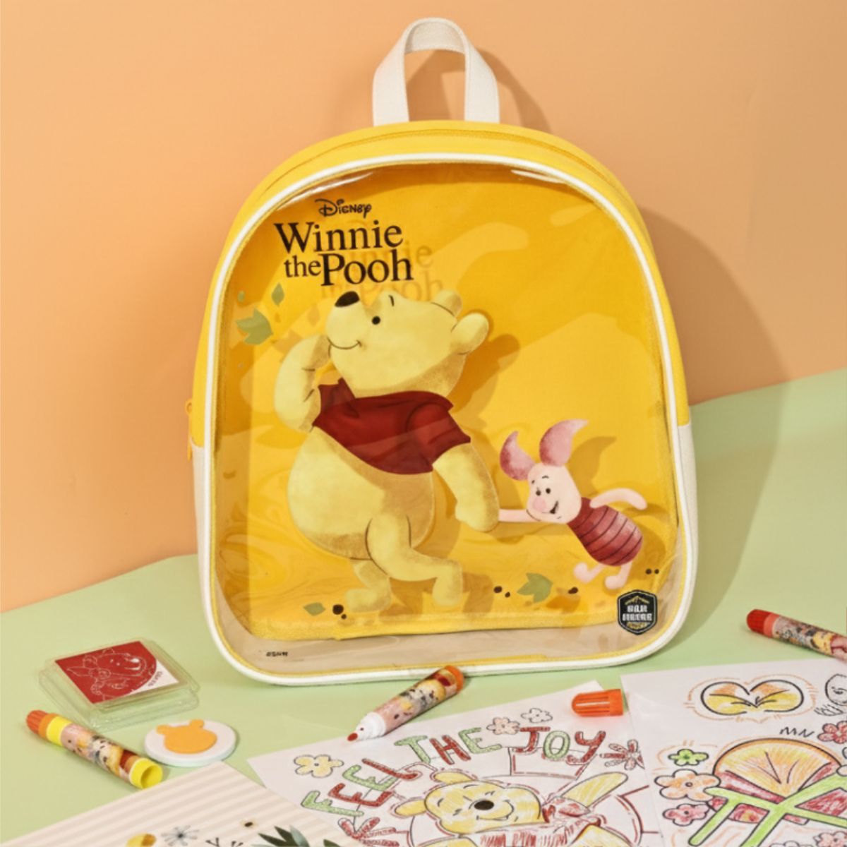 ba-lo-do-choi-but-mau-trang-tri-winnie-the-pooh-red-ridge-100692-03