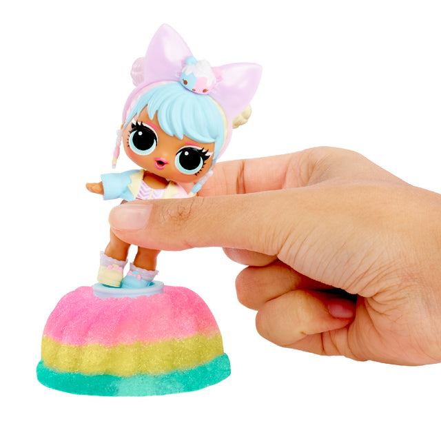 banh-bup-be-vay-banh-lol-surprise-593140-euc-011