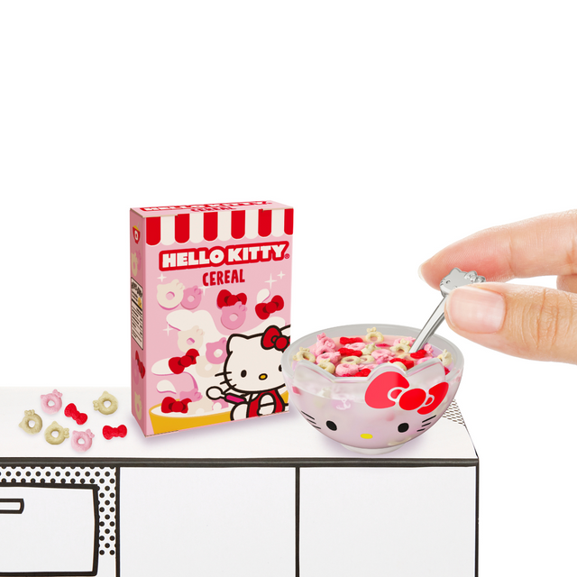 banh-chu-de-sanrio-miniverse-515722-euc-06