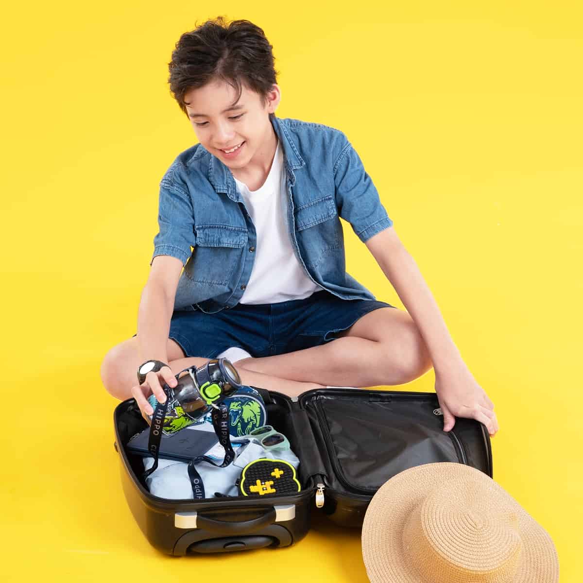 Bình Nước Có Dây Đeo Dino Warriors CLEVERHIPPO WB03