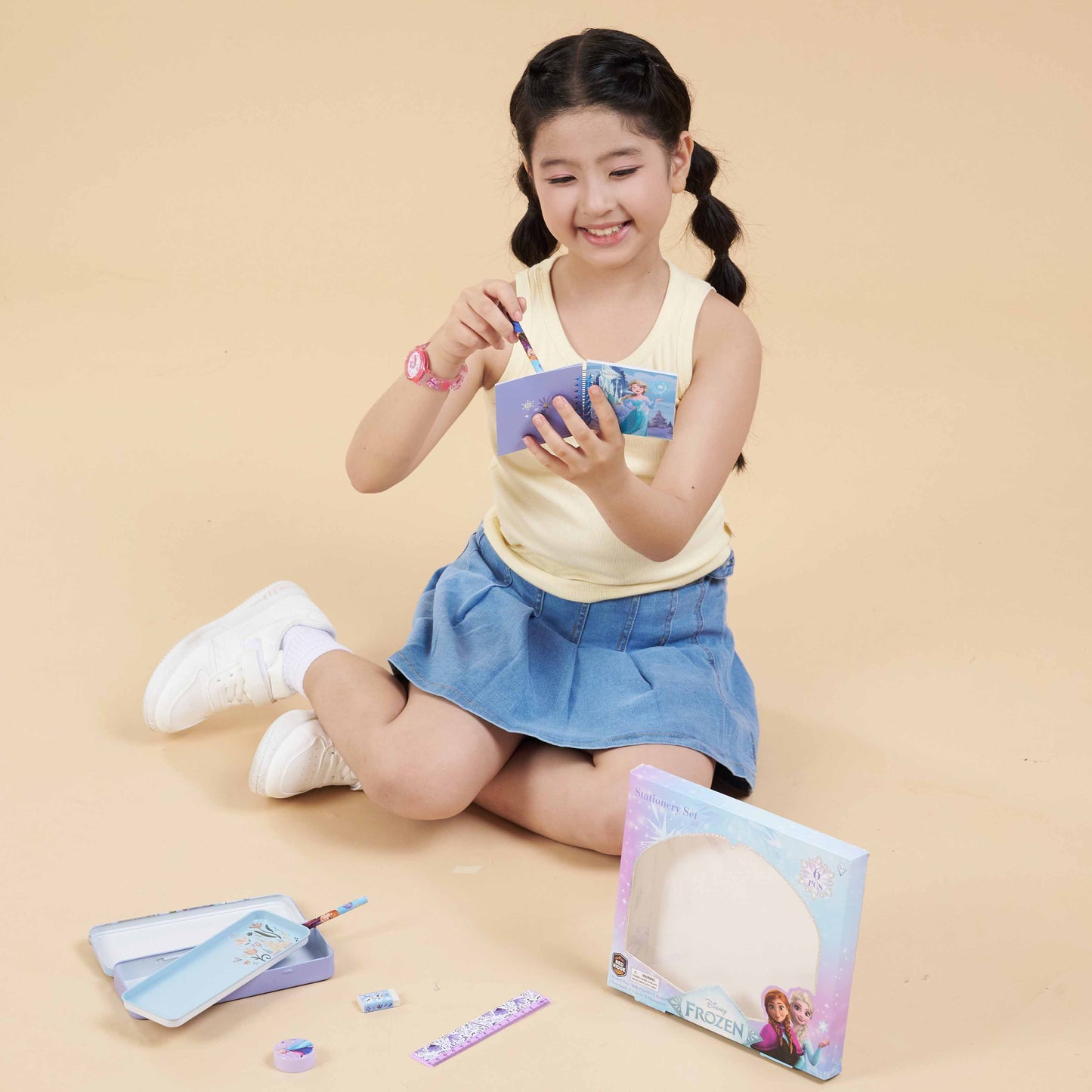 Super Cool Disney Frozen School Supplies Set RED RIDGE 100792