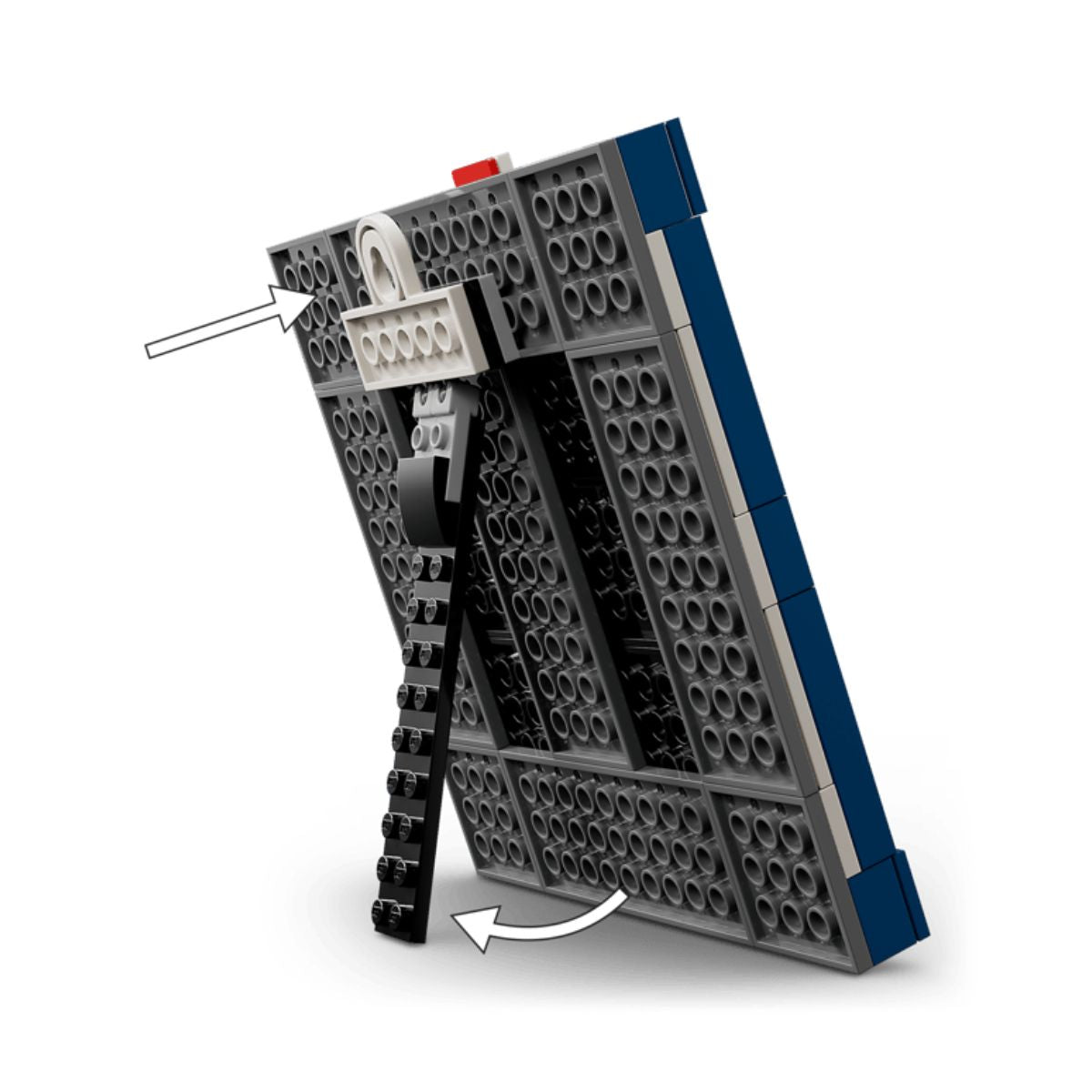 bo-lap-rap-tranh-treo-tuong-ao-dau-doi-tuyen-bong-da-my-2026-lego-editions-sports-43033-07