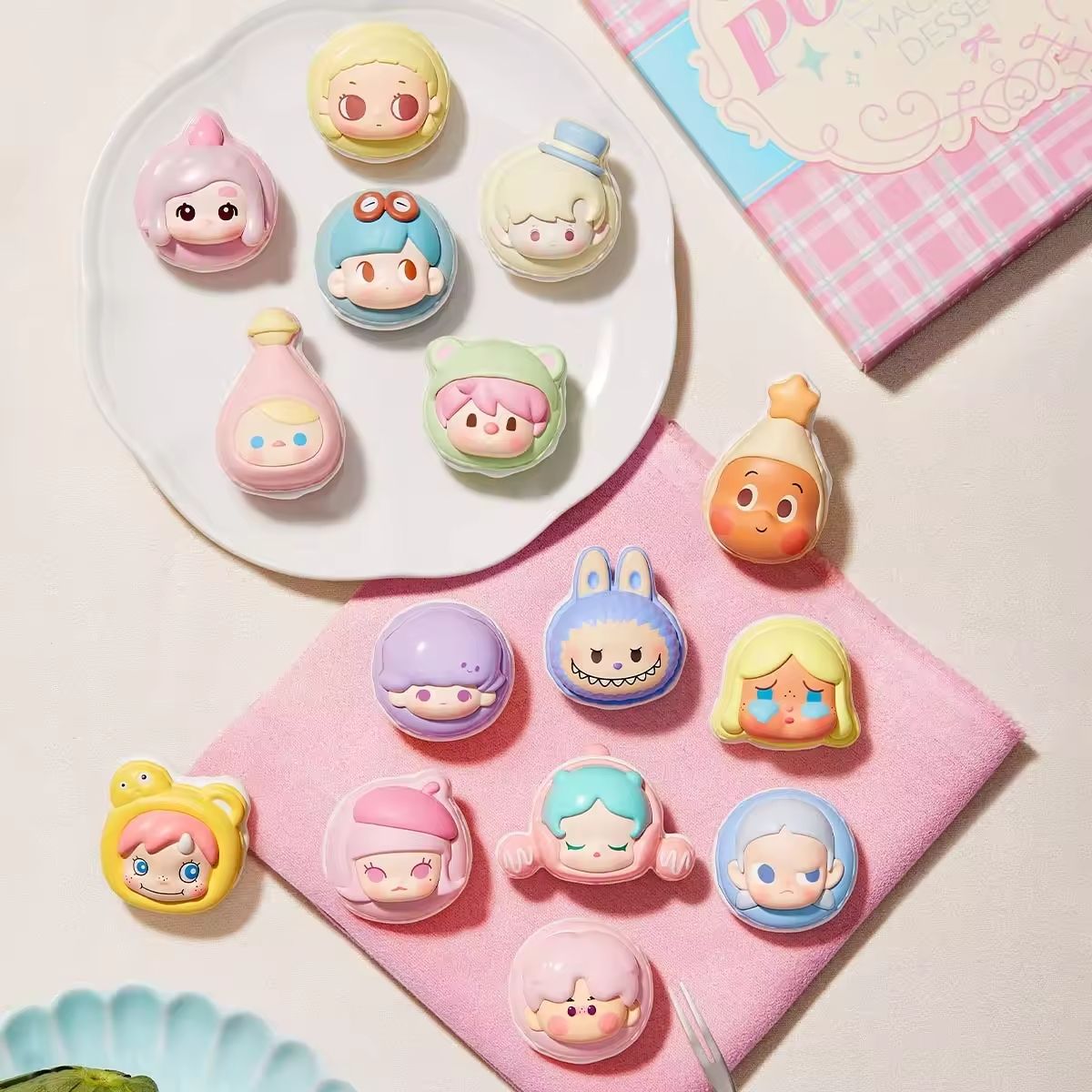 bo-mo-hinh-pop-bean-macaron-dessert-series-box-set-pop-mart-ip-pop-bean-6931571014308-02