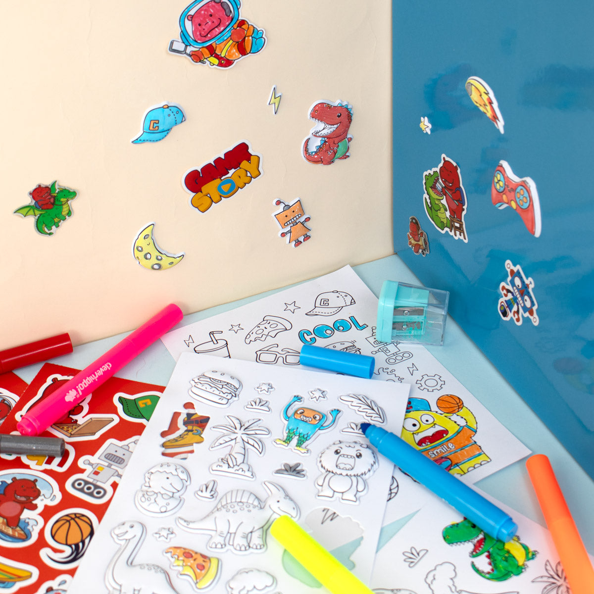 Bộ Sticker Trang Trí Và Bút Marker - Cool & Fun CLEVERHIPPO SS04