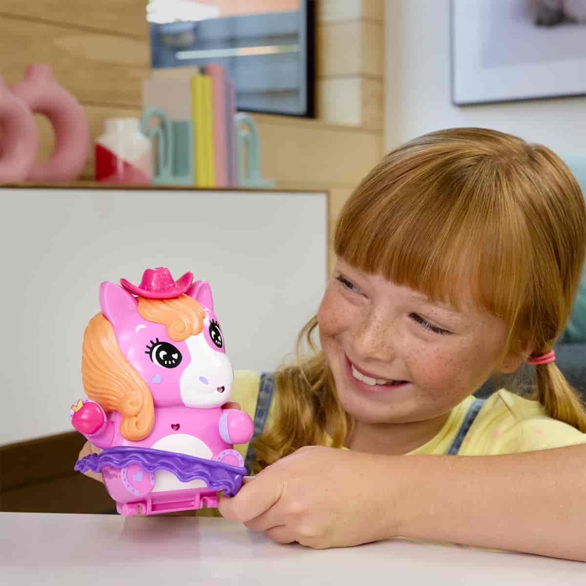 Đồ Chơi Bộ Sưu Tập Polly Pocket Và Sàn Đấu Ngựa Của Cao Bồi Pony POLLY POCKET JFG56